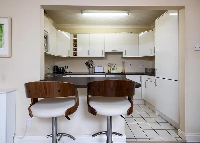 Апартаменты Fantastic 2bd In The Location In *