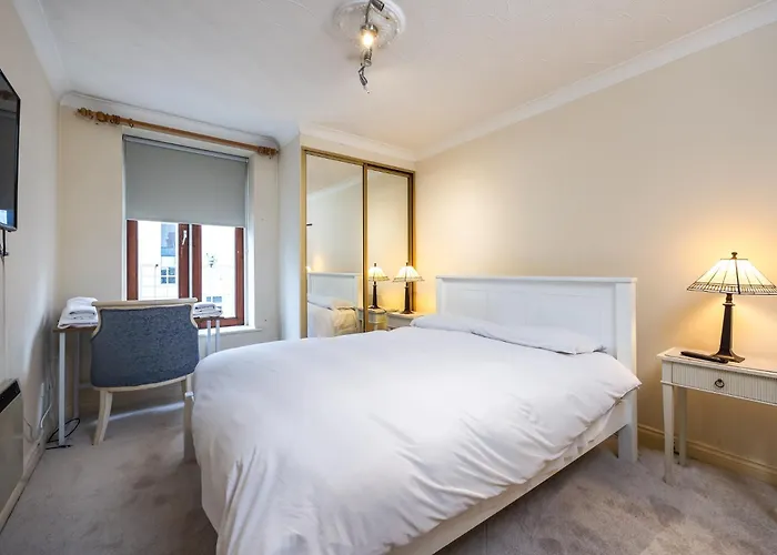 Apartment Fantastic 2bd In The Location In *